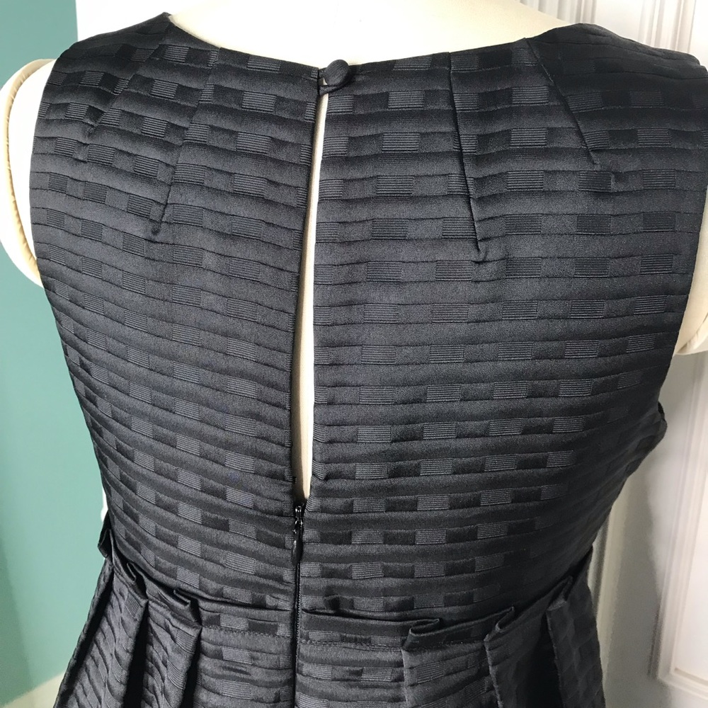 🧡 BCBG Paris Little Black Dress 🧡 - Picture 4 of 7